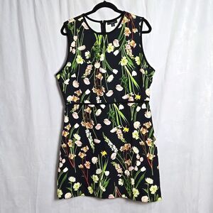 🖤5/$20🖤 NWT.. VICTORIA BECKHAM.. floral dress..